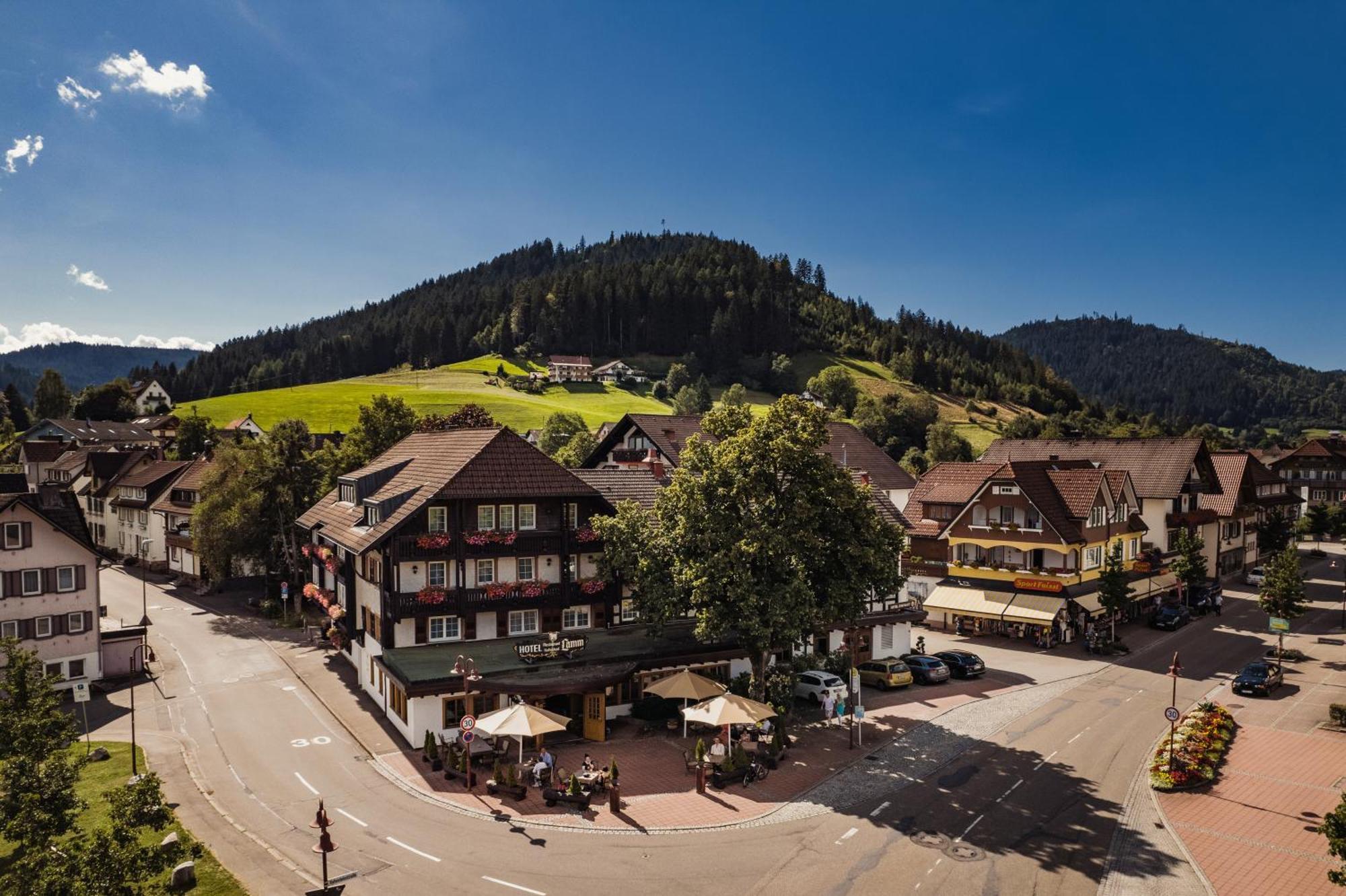 Hotel Lamm Baiersbronn Esterno foto