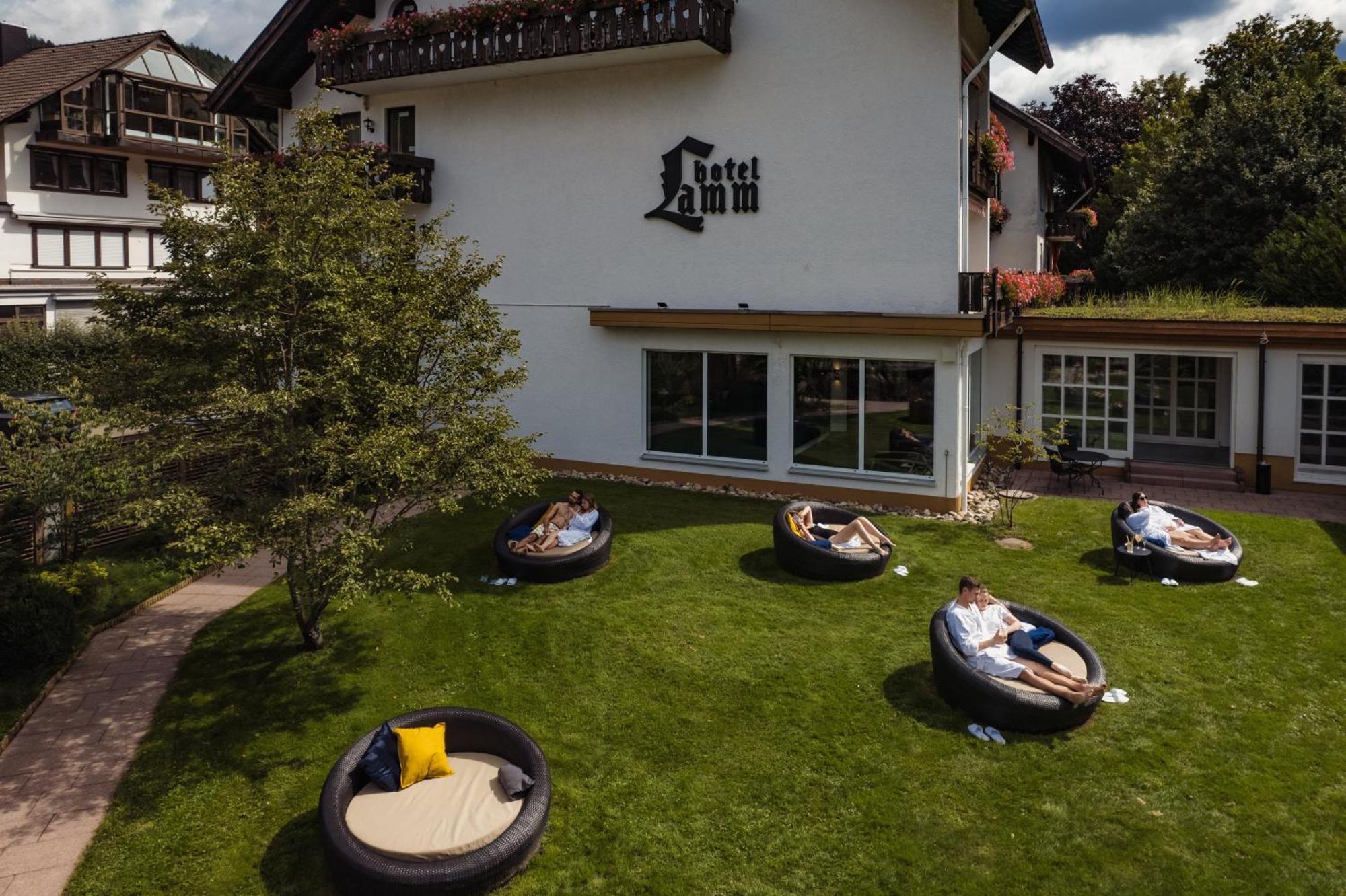 Hotel Lamm Baiersbronn Esterno foto